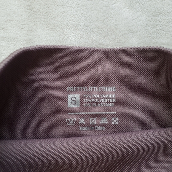 Pretty Little Things- Seamless 2 Tone Contour Legging. Size S - Picture 5 of 5